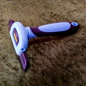 DakPets Deshedding & Light Trimming Tool